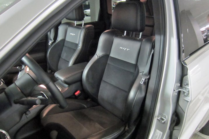 How many seats in the jeep grand cherokee #1