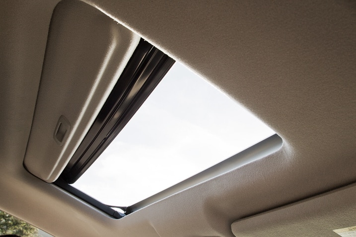 quest_sunroof.jpg