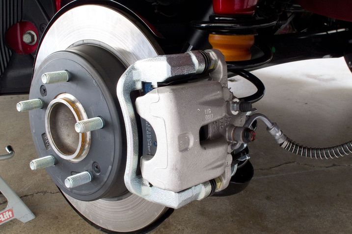 2012_veloster_f34_hyundai_sus_rr_det_ brk.jpg