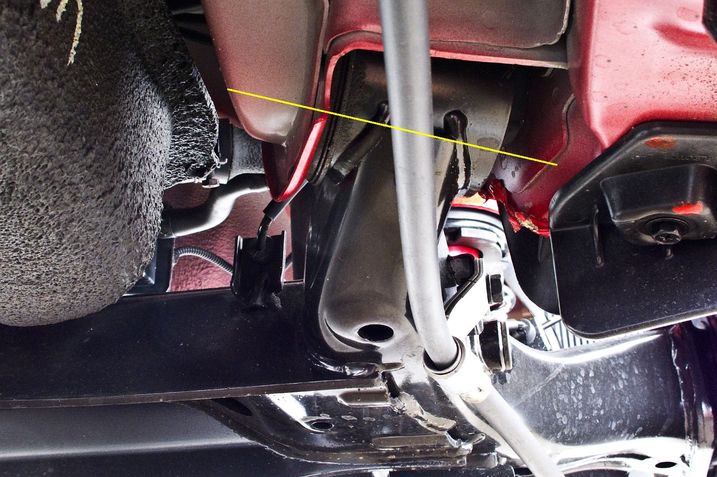 2012_veloster_f34_hyundai_sus_rr_det_ tbeam_bush.jpg