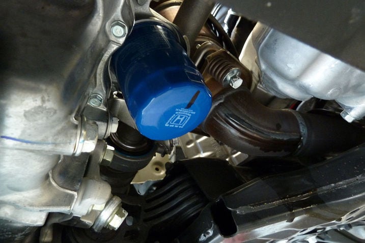DIY Oil Change - 2012 Honda CR-V Long-Term Road Test 2010 honda element fuel filter 