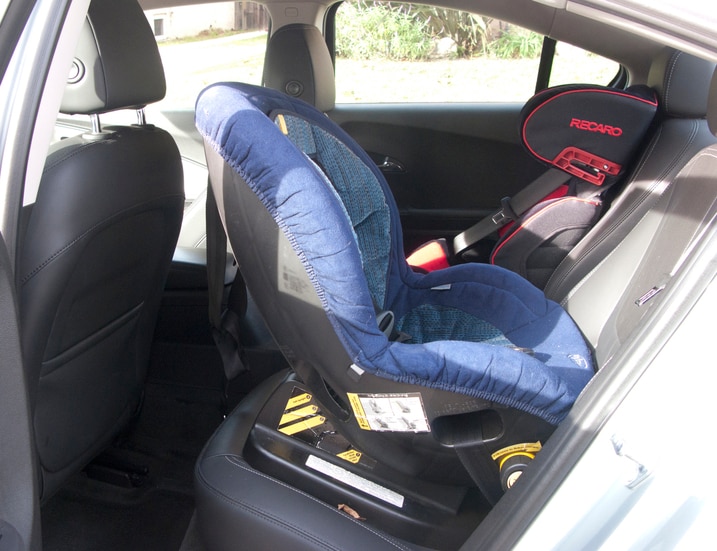 2018 Chevrolet Volt Edmunds Road Test, Why Is The Seat Behind Driver Safest