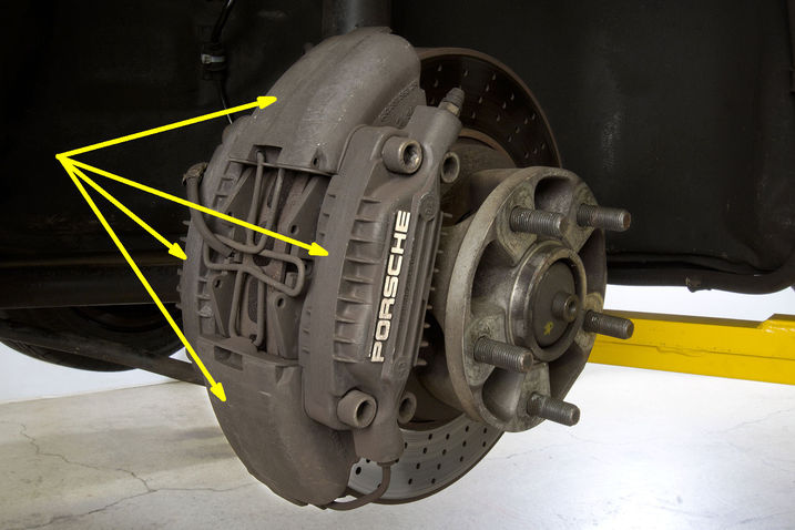 1985_Porsche_911_sus_fr_det_brk_a.jpg
