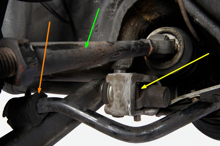 1985_Porsche_911_sus_fr_det_tbar_end_b.jpg