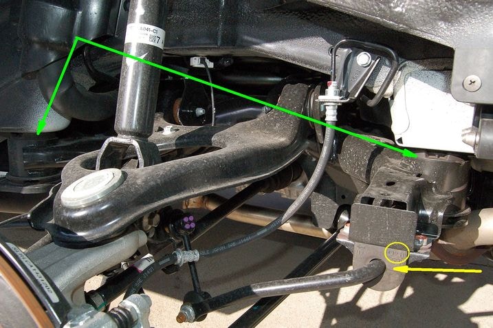 2010_crosstour_1600_sus_rr_det_uarm_subframe.jpg