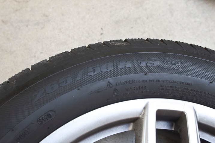 2011_cayenne_1600_porsche_sus_tire_size_pse.jpg